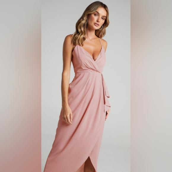 NWT Showpo Gave Me You Dress Blush Size 6 Maxi Wedding Formal Event Faux Wrap - Picture 2 of 15